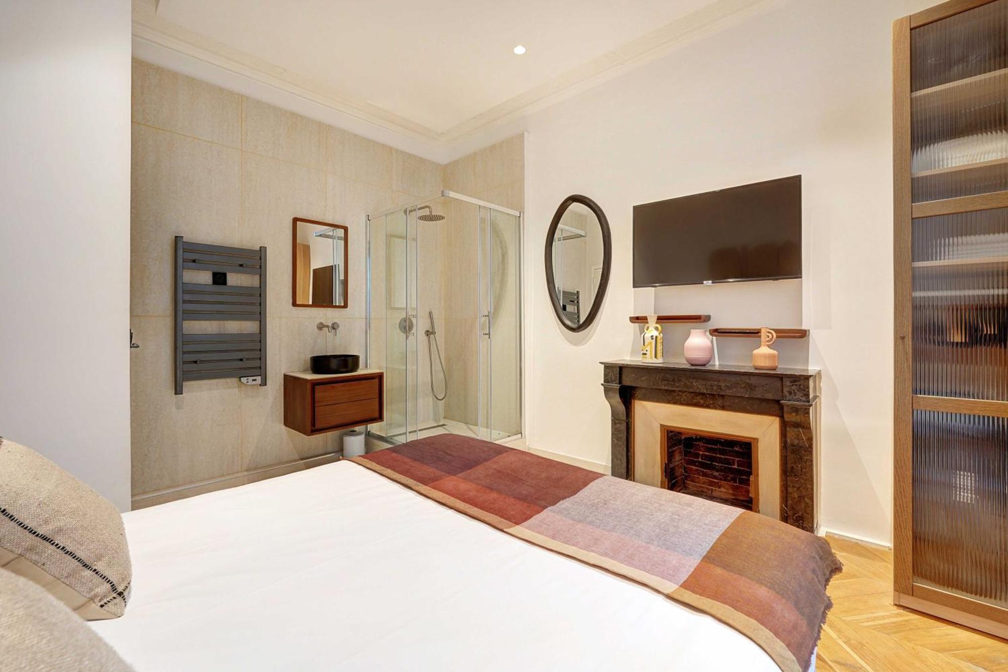 Charm And Elegance For 8p-3br - Grands Boulevards Parigi